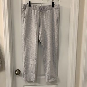 Lululemon On The Fly 7/8 Pant 27"